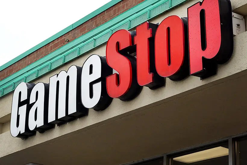 GameStop torna alla carica: Roaring Kitty fa volare il titolo