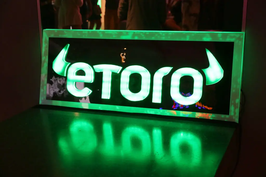 eToro