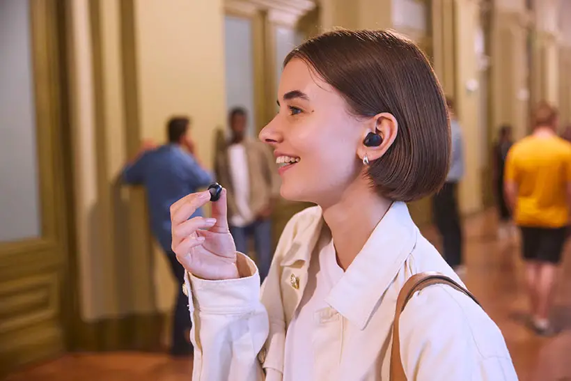 Arrivano in Italia le nuove cuffie wireless premium di LG