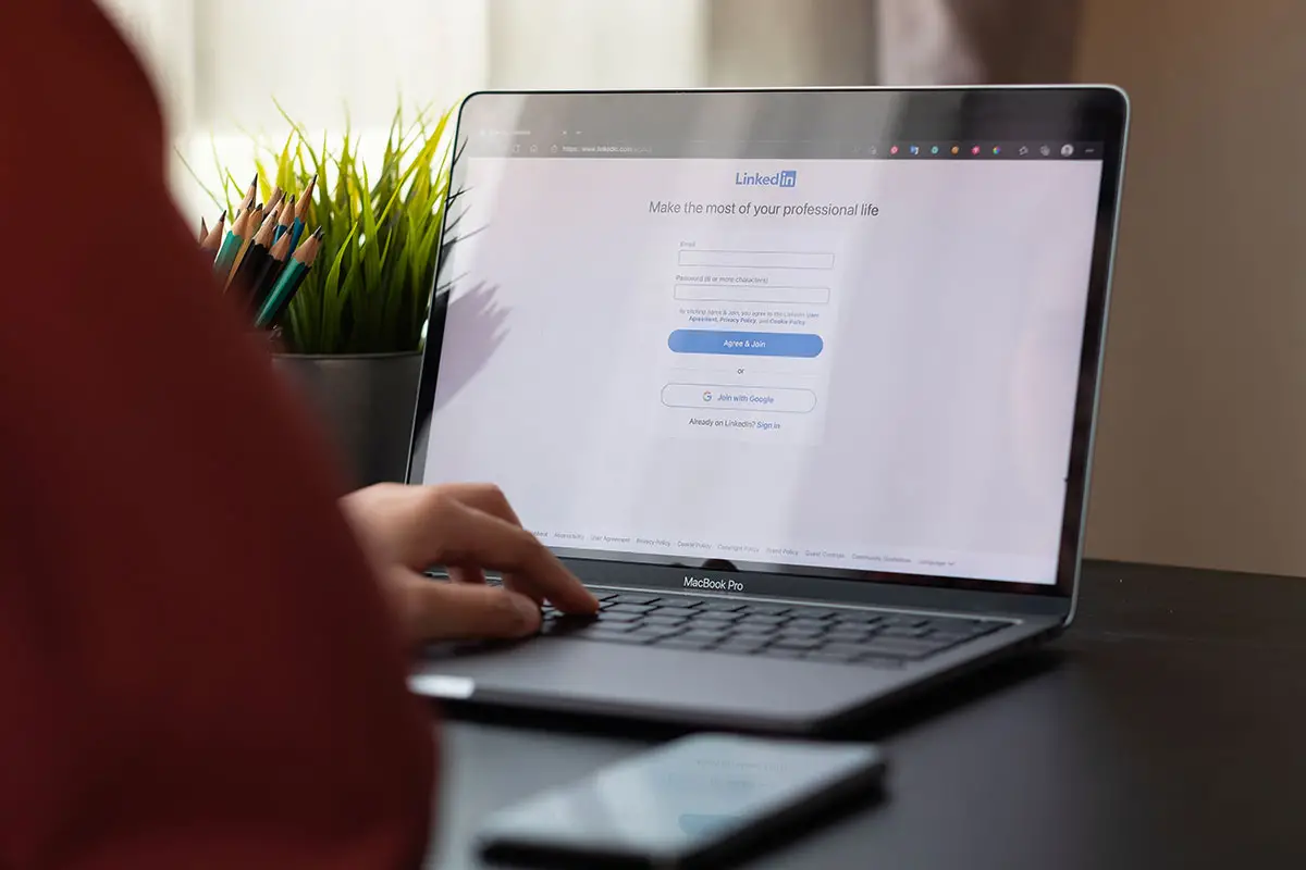 Manager sempre più social: ecco i più seguiti su LinkedIn