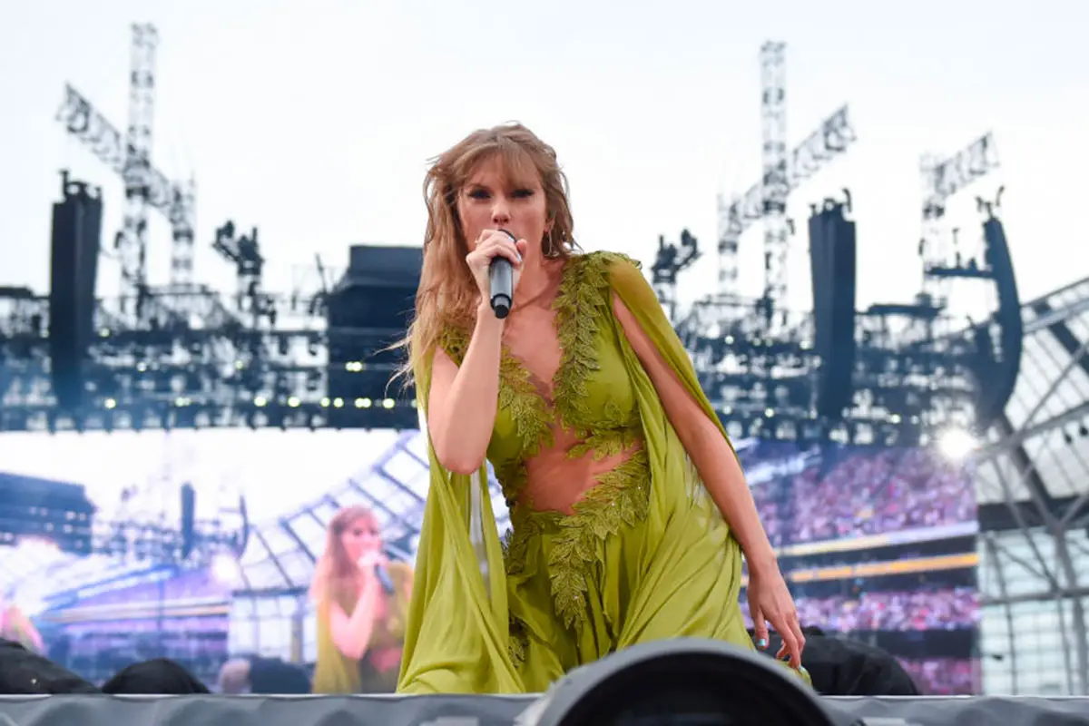 Milano accoglie la Swiftonomics: Taylor Swift porta 180 milioni di euro