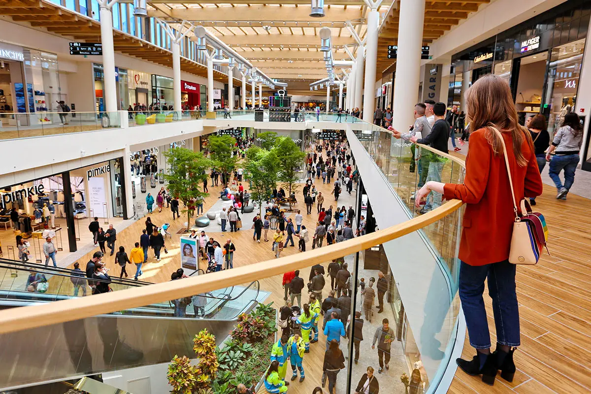 Saldi estivi al via. Le imprese temono un crollo negli acquisti
