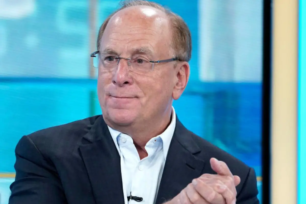 L'amministratore delegato di BlackRock, Larry Fink, analizza la situazione dollaro-Bitcoin