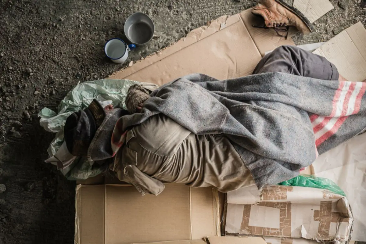 Istat, cresce in Italia la percentuale di popolazione a rischio povertà