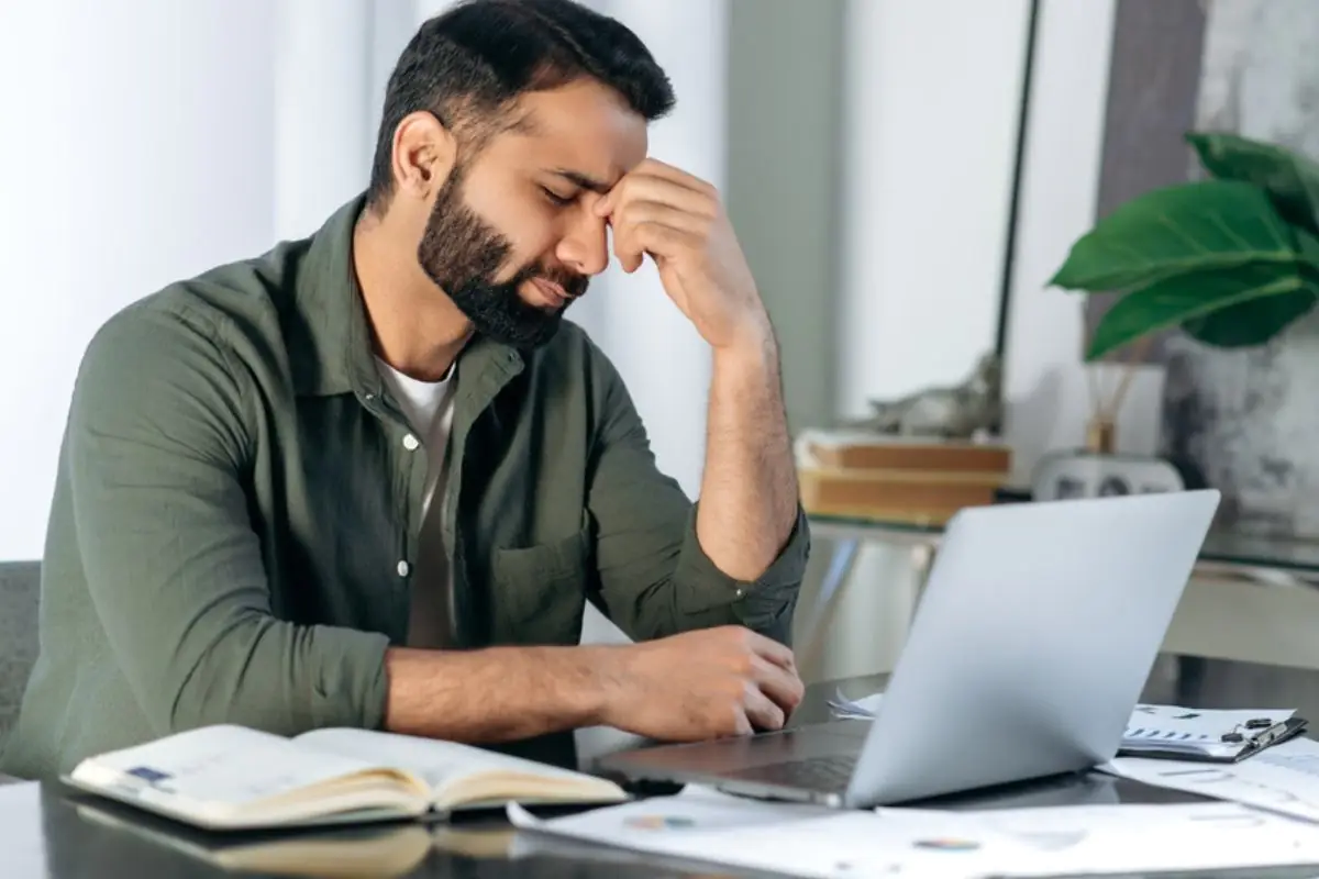 Il livello di stress sul lavoro è alto per gli italiani: per oltre il 63,3% i ritmi sono pressanti
