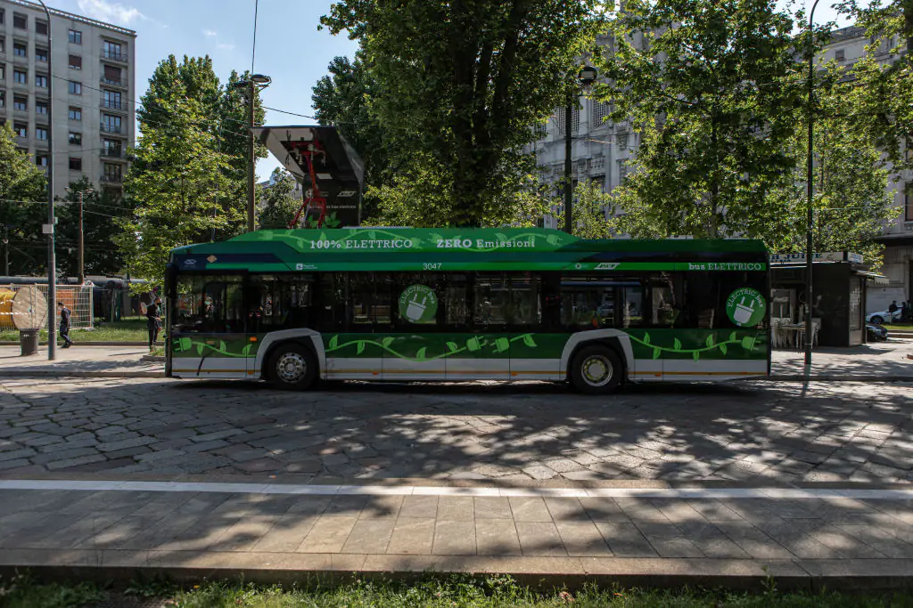 Atm porta gli autobus a Parigi: prima volta per un'azienda straniera