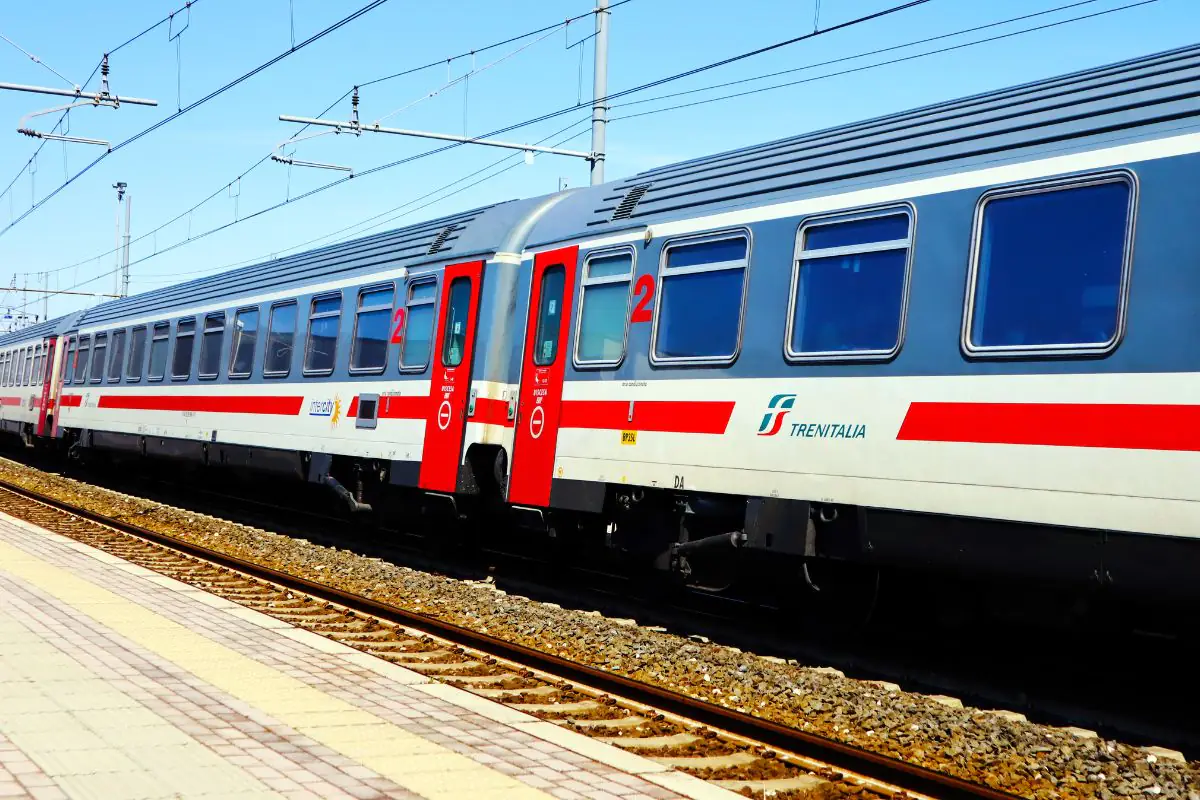 FS: nuovo treno ad alta velocità Londra – Parigi entro quattro anni