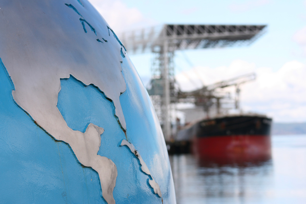 Aziende italiane, il 58% rinvia gli investimenti per colpa dei dazi