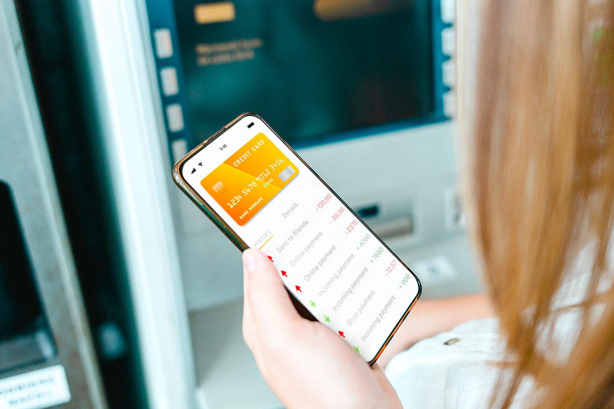 Italia a rilento nel digital banking, ma il mobile spinge la crescita