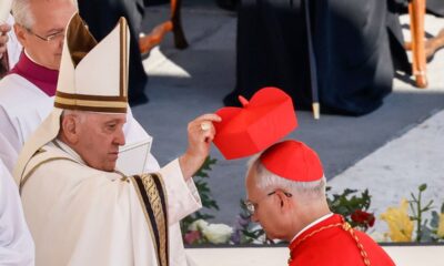 Robert Prevost è il nuovo pontefice, quanto guadagnano il Papa e i cardinali