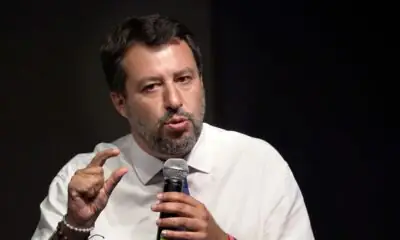 Addio al Superbollo, Matteo Salvini: “No al solo elettrico dal 2035”