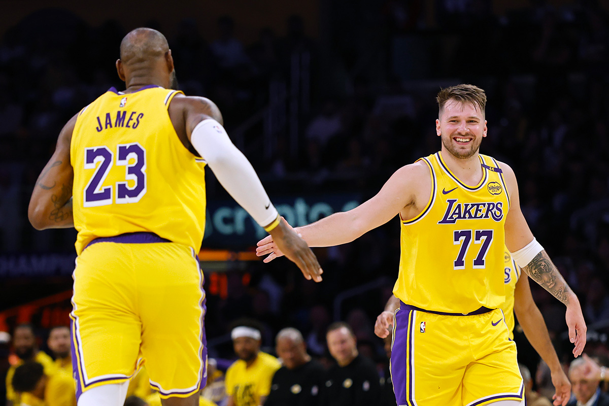 Mark-Walter Mark Walter compra i Lakers per 10 miliardi di dollari