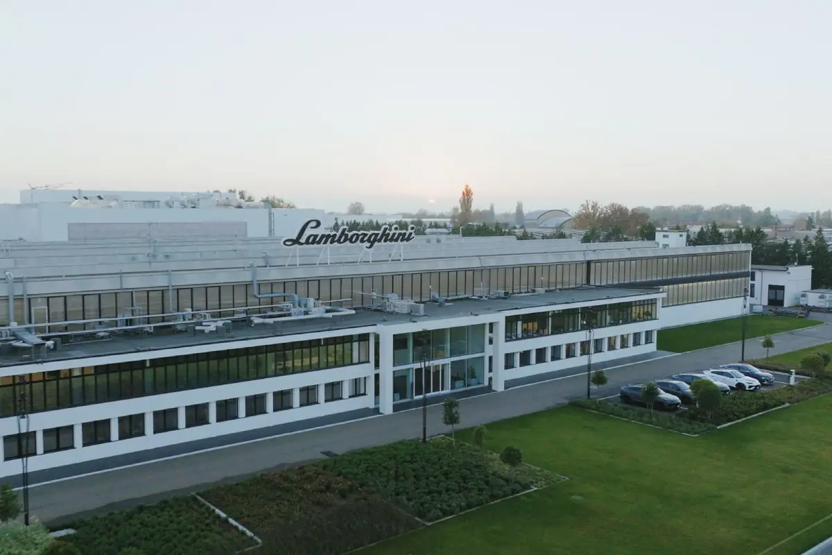 Lamborghini aumenta la produttività nonostante la settimana corta