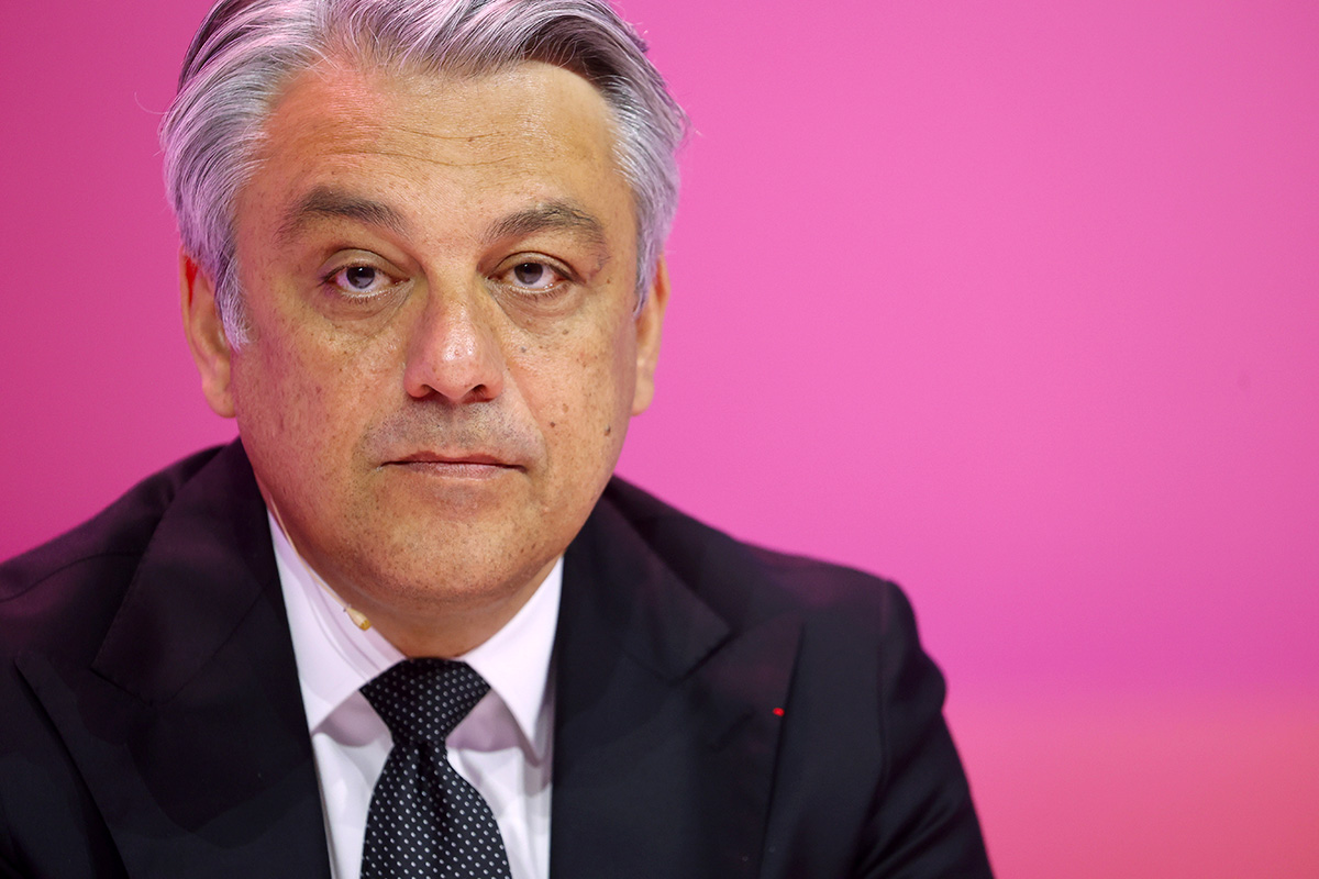 Il manager delle rivoluzioni: chi è davvero Luca de Meo