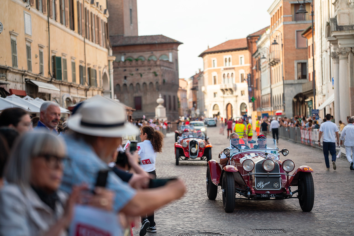 Mille Miglia 2025, il mito corre ancora: da Brescia a Roma e ritorno