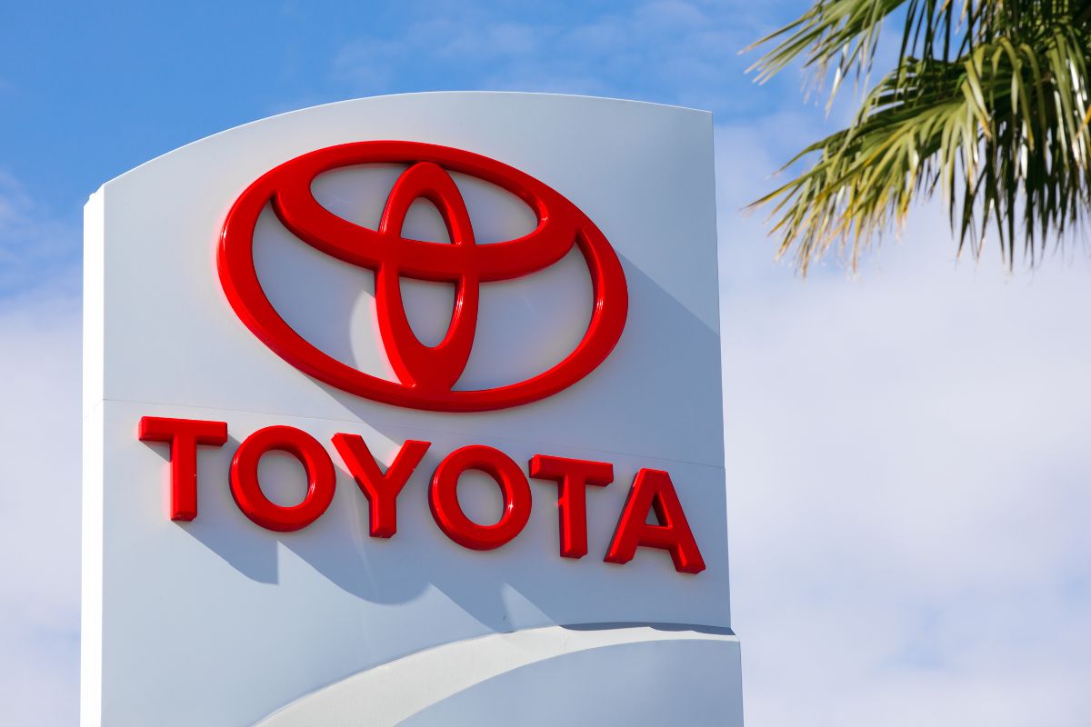 Toyota lancia Ops su Toyota Industries per 33 miliardi