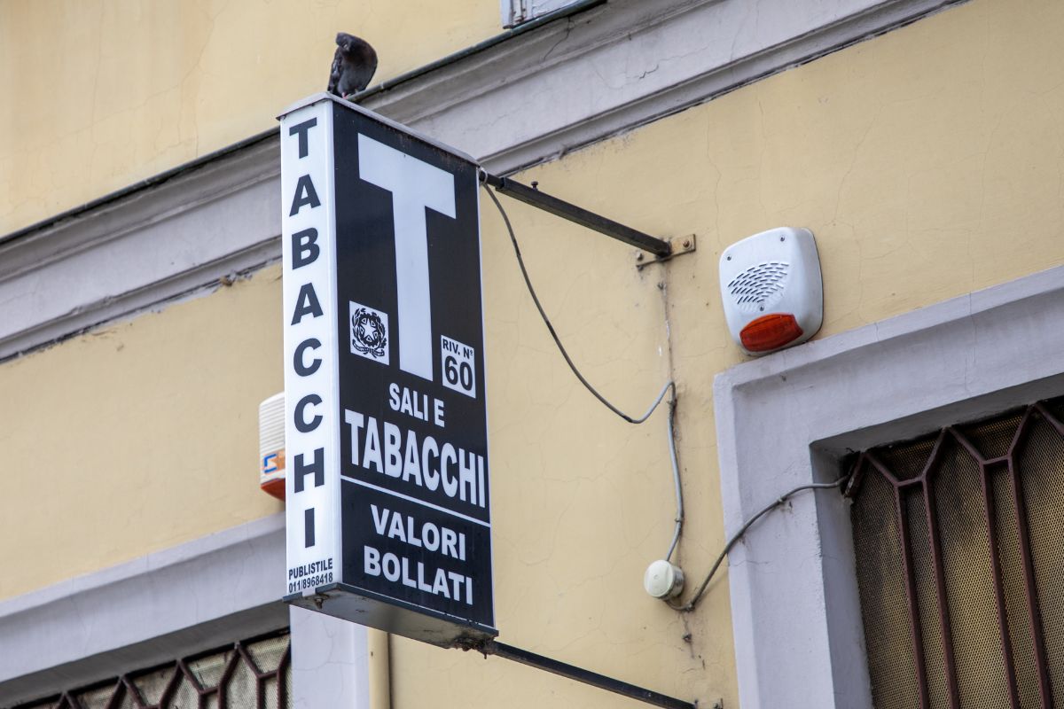 Prezzo sigarette, possibile stangata fiscale da Ue: le ripercussioni su e-cig e tabacco