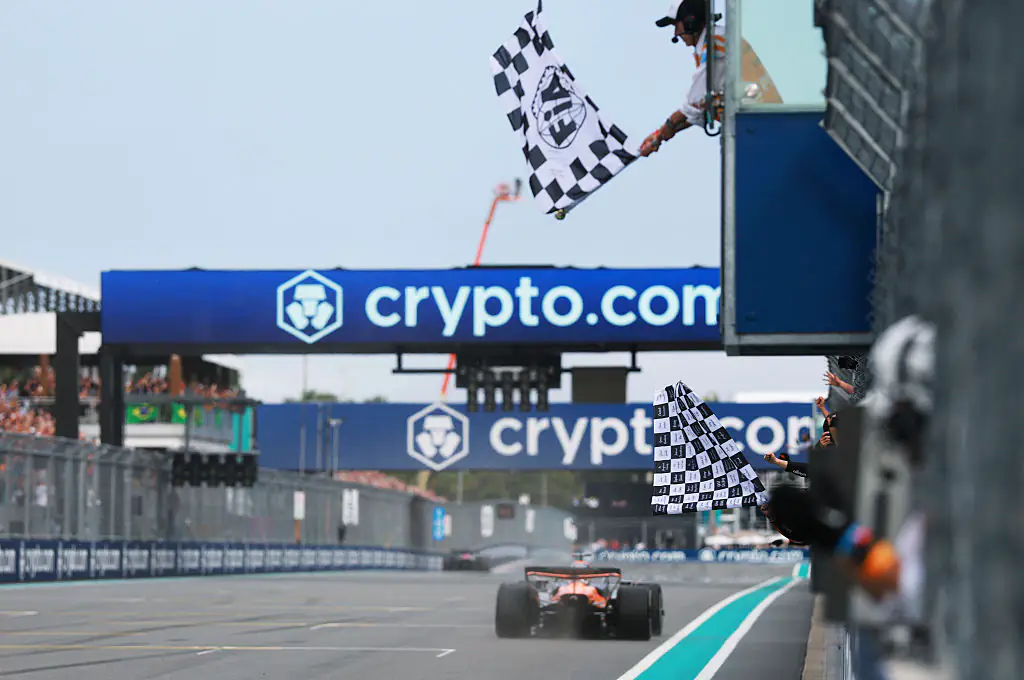 Apple in gara corsa per i diritti Tv della Formula 1 negli Stati Uniti