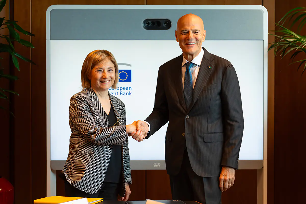 Accordo Bei-Eni: 500 milioni per la bioraffineria di Livorno