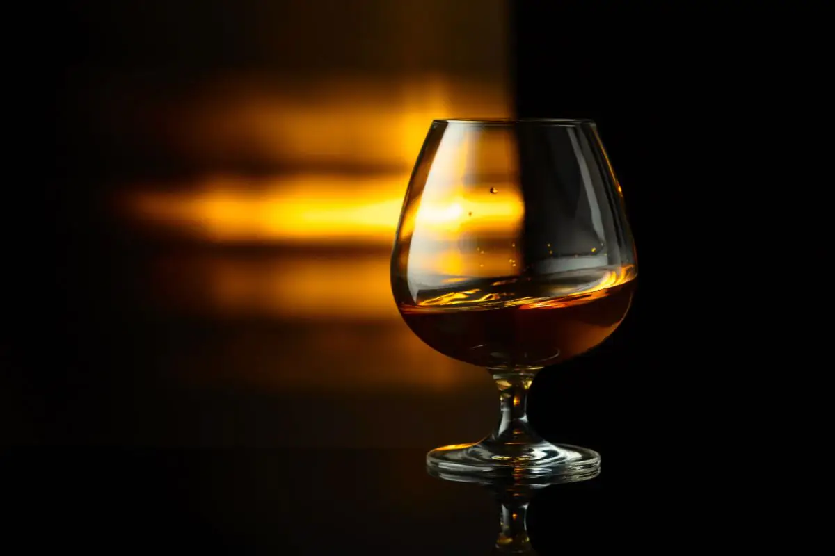Cina: dazi fino al 34,9% sul brandy europeo per 5 anni, le novità