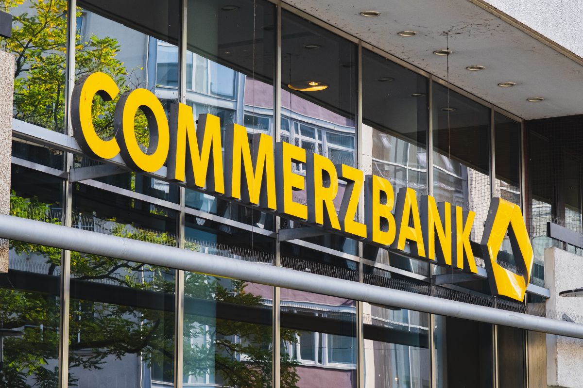 La Germania ostacola UniCredit nell’Ops su Commerzbank e difende l’indipendenza