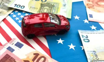 Dazi, accordo finale fra Ue e Usa: 15% su farmaci e auto, no esenzioni su vino