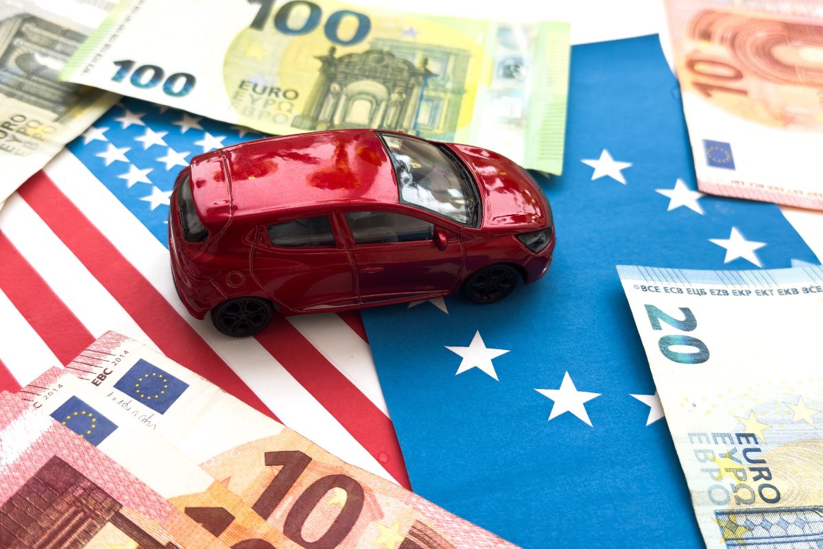 Dazi, accordo finale fra Ue e Usa: 15% su farmaci e auto, no esenzioni su vino