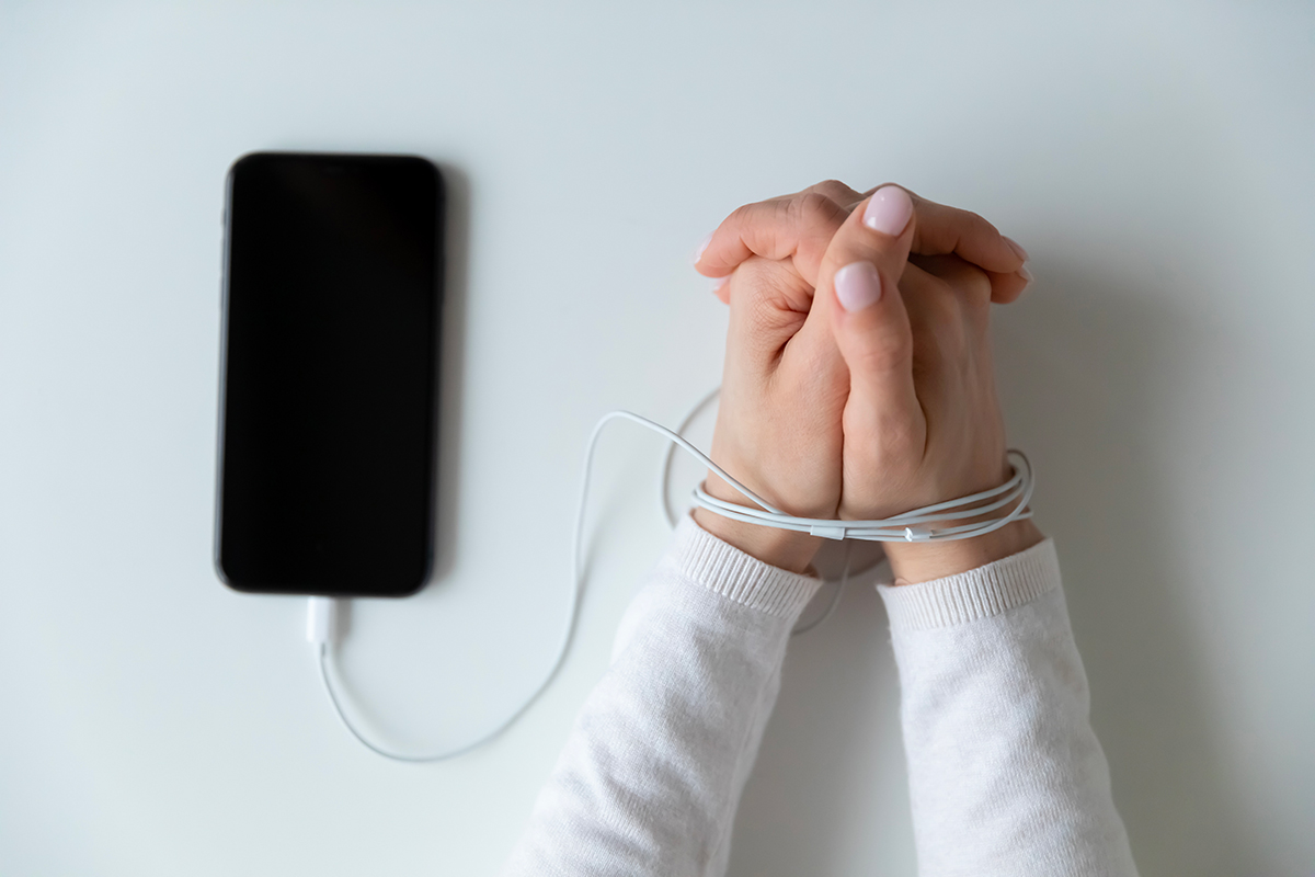 Dipendenza da smartphone: il 91,2% degli italiani non può farne a meno