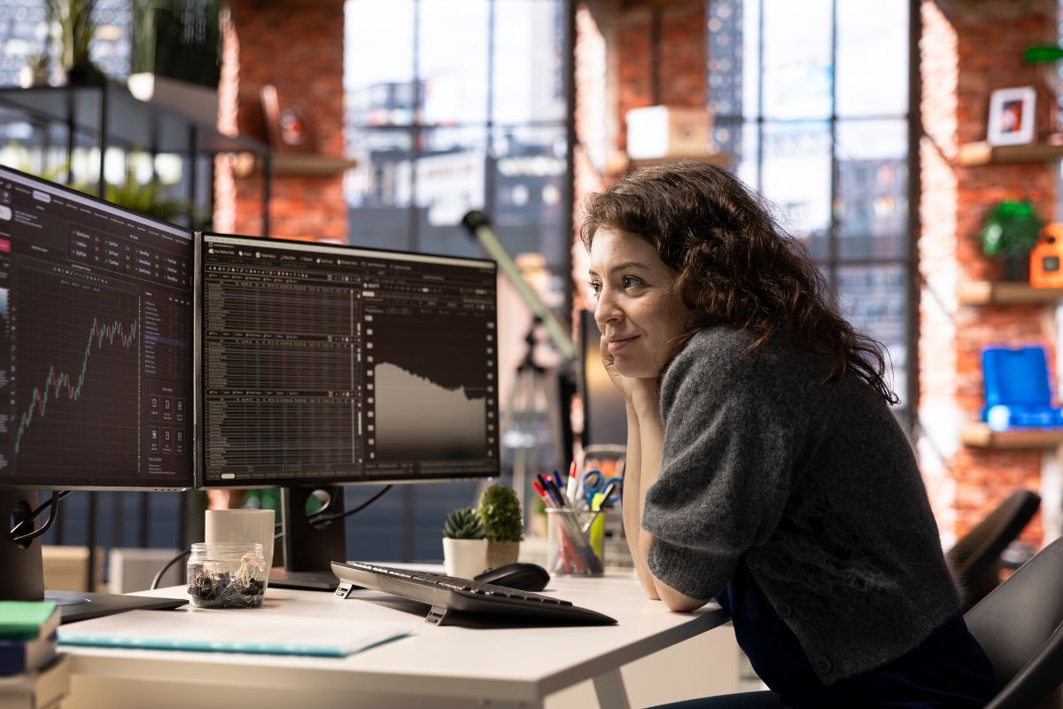 Gli strumenti AI per chi investe in autonomia: dalle app agli assistenti virtuali