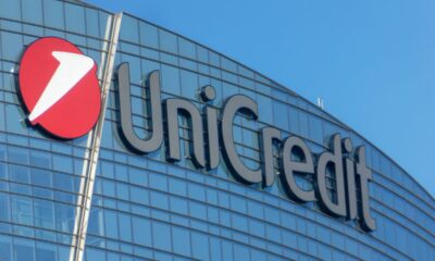 UniCredit sale al 26% di Commerzbank, verso il 29%: “Nessun ingresso nel board”