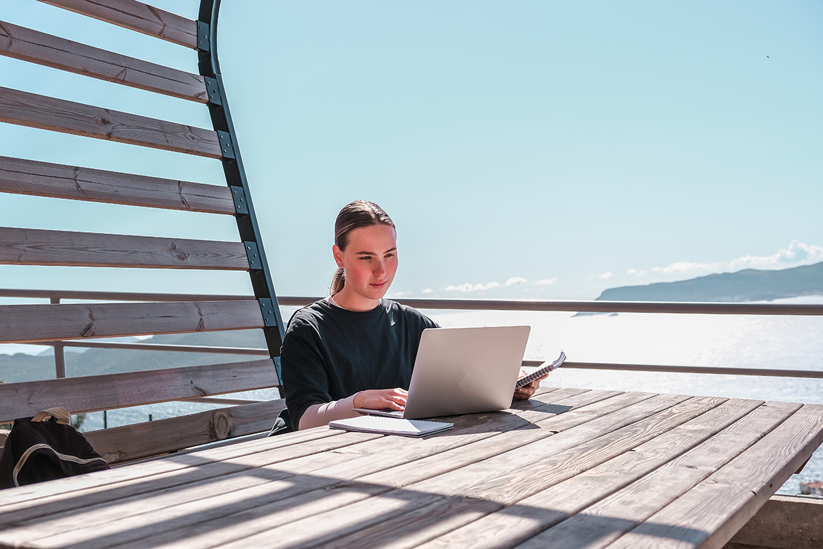 Workcation, ecco le migliori città per chi lavora viaggiando (sì, c’è anche Roma)