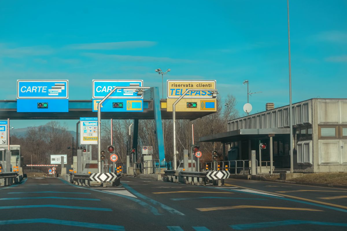 Autostrade, pedaggi meno cari da gennaio 2026