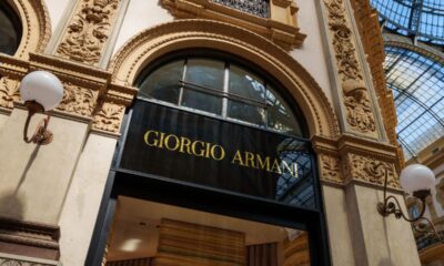 Giorgio Armani, 2,3 miliardi di fatturato e 10 mila dipendenti: i dati del gruppo
